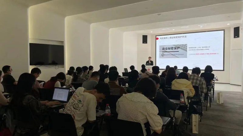 企业注销许可证，如何合规高效完成？**